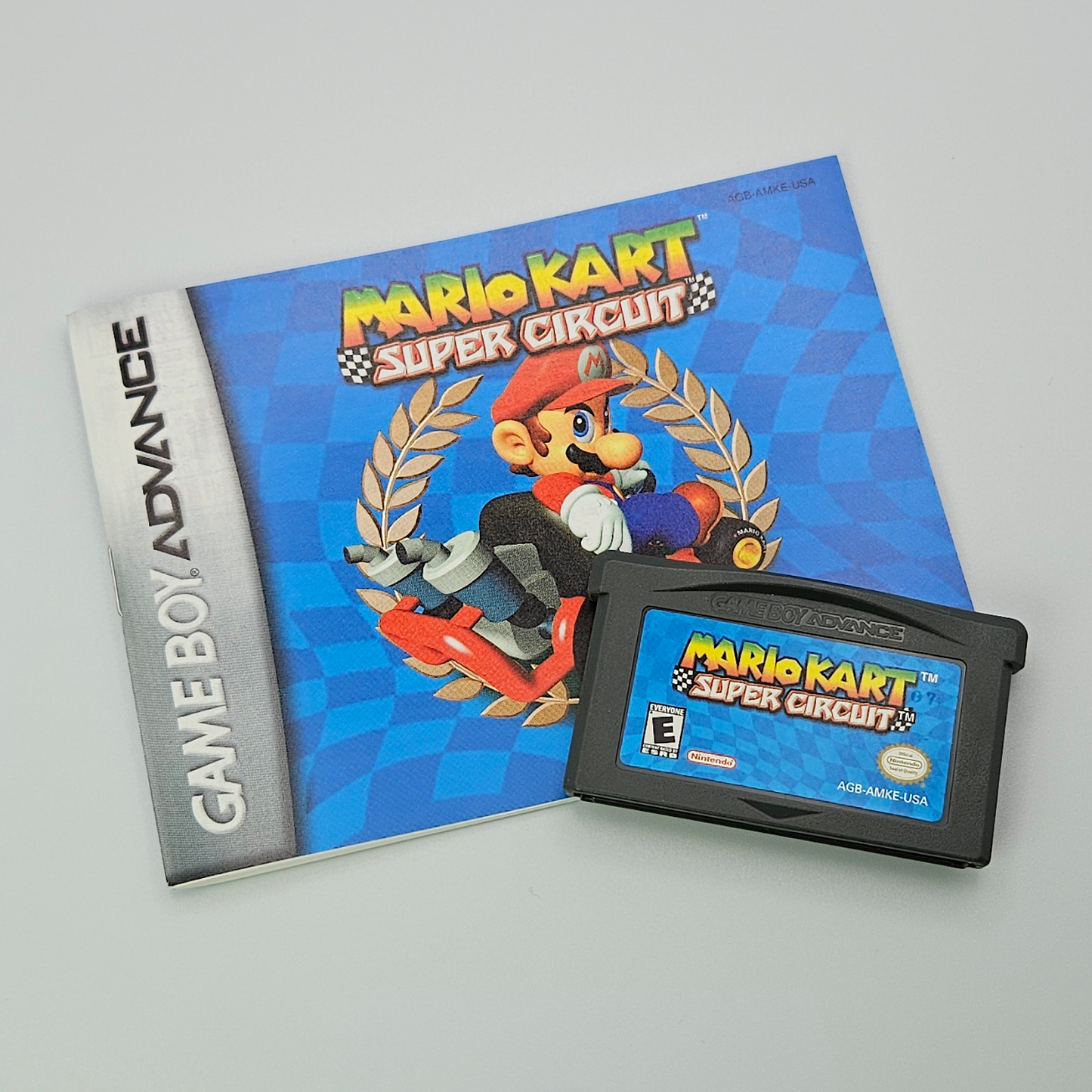 OUTLET - "Mario Kart Super Circuit" Gameboy Advance game cartridge and manual