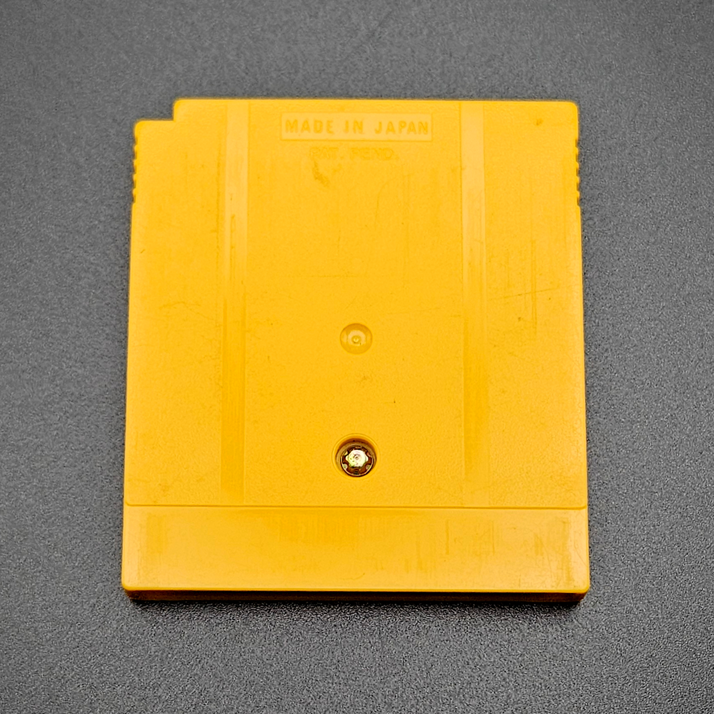 OUTLET - "Pokemon Yellow Version" Gameboy game cartridge